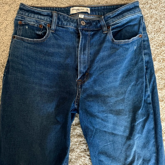 Women’s Abercrombie & Fitch Curve Love High Rise Skinny jeans. - Picture 7 of 11